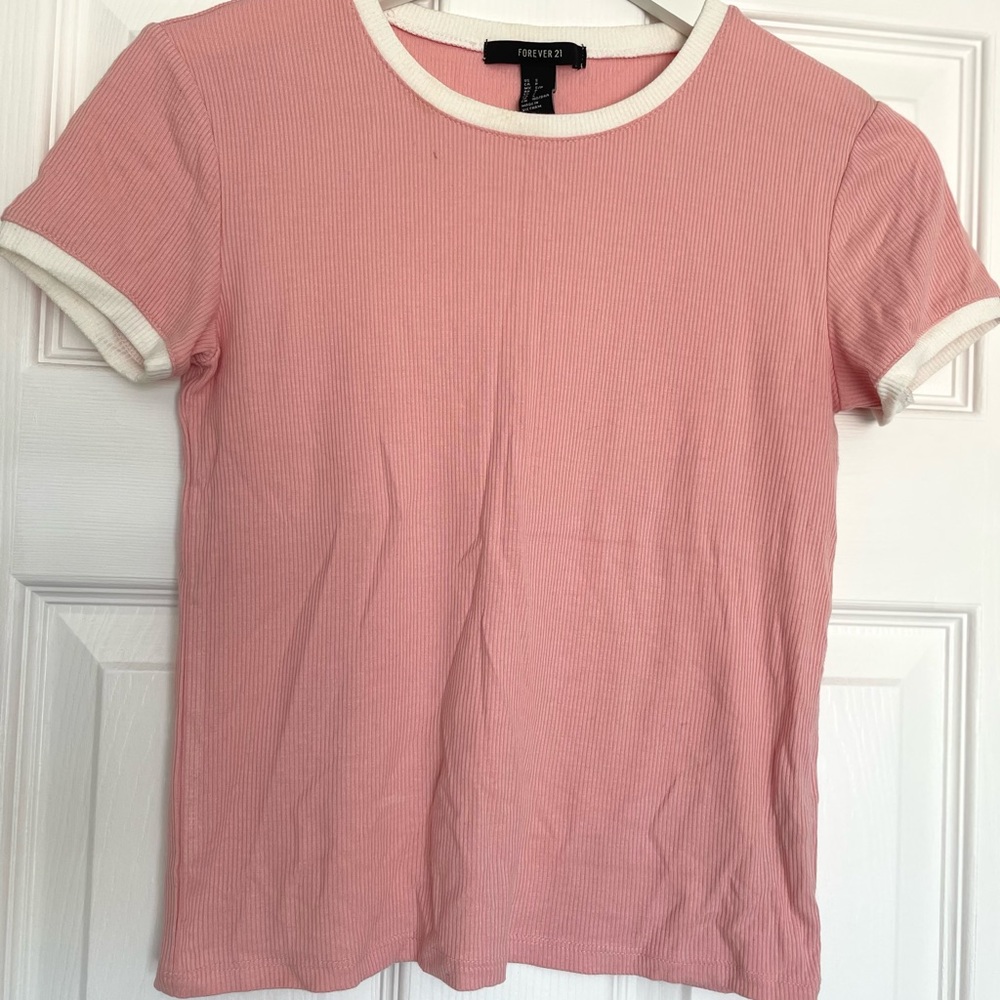 Short sleeve tee